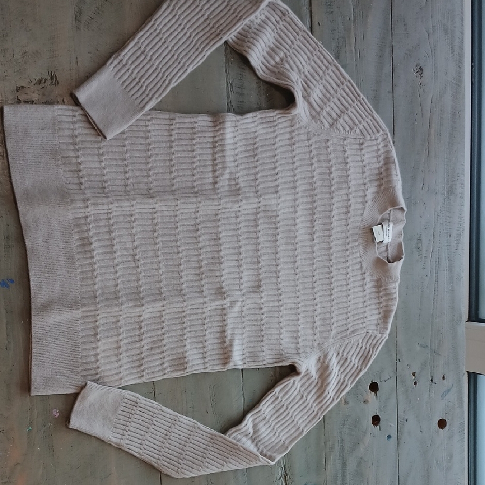 Club Monaco Cream Cashmere Sweater
